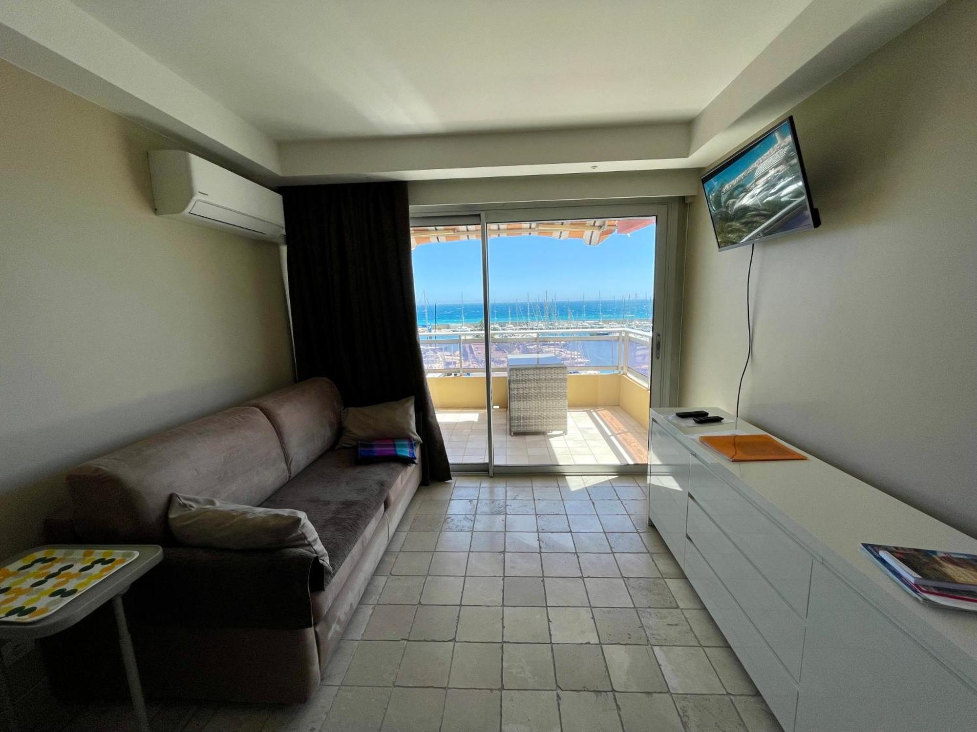 Superbe Appartement En Bord De Mer, Pres Du Centre Et Des Plages Μεντόν Εξωτερικό φωτογραφία