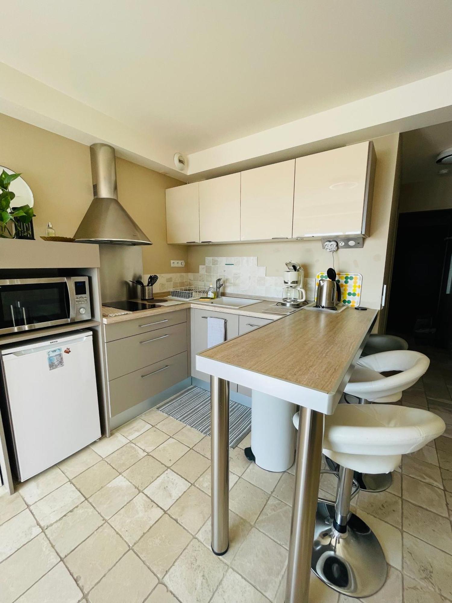 Superbe Appartement En Bord De Mer, Pres Du Centre Et Des Plages Μεντόν Εξωτερικό φωτογραφία