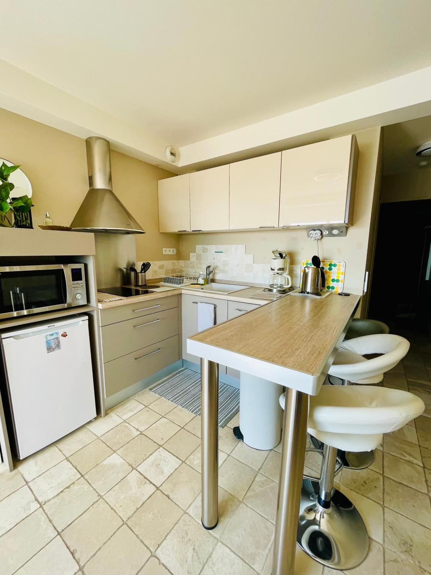 Superbe Appartement En Bord De Mer, Pres Du Centre Et Des Plages Μεντόν Εξωτερικό φωτογραφία