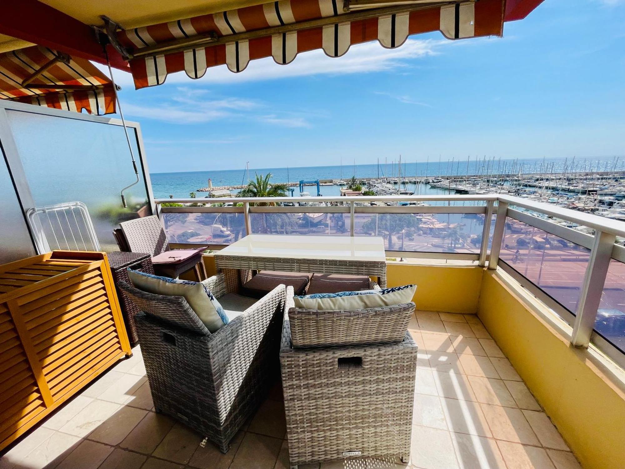 Superbe Appartement En Bord De Mer, Pres Du Centre Et Des Plages Μεντόν Εξωτερικό φωτογραφία