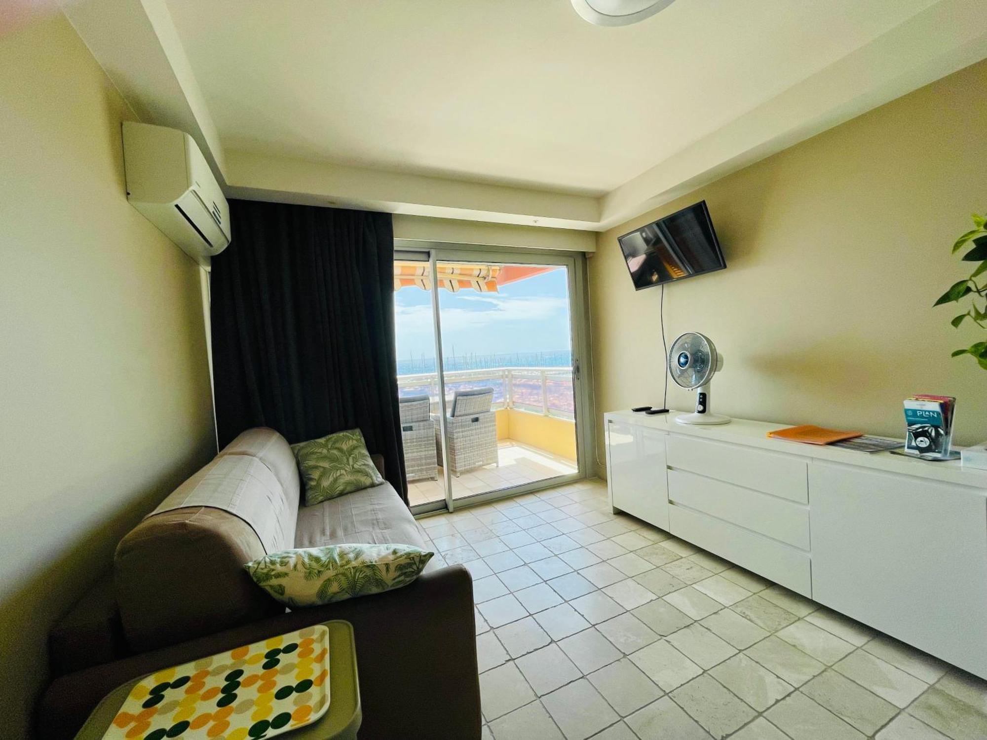 Superbe Appartement En Bord De Mer, Pres Du Centre Et Des Plages Μεντόν Εξωτερικό φωτογραφία